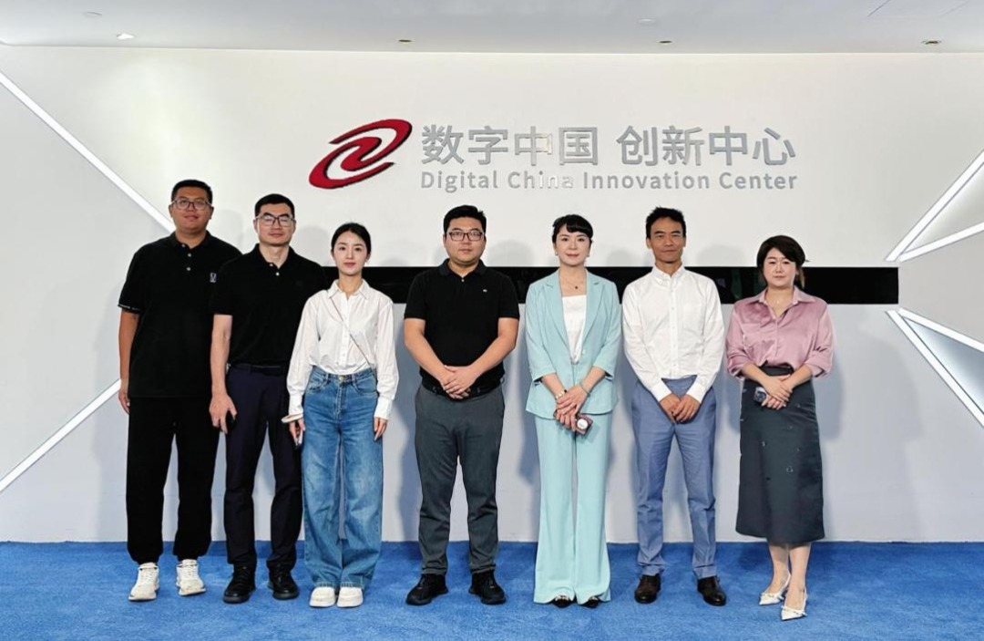 长安汽车杨军华一行到访神州数码和艾弗森贝博ballbet官网，共谋汽车业务创新之道